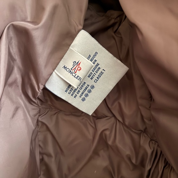 Moncler Kelly Down Puffer Jacket - Picture 9 of 11